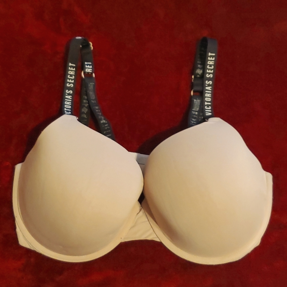 Victoria's Secret Perfect Shape Signature Bra